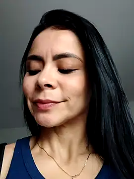 Snapshot of hema_gold chatting on October 30, 3:02 pm hema gold online show from October 30, 3:02 pm