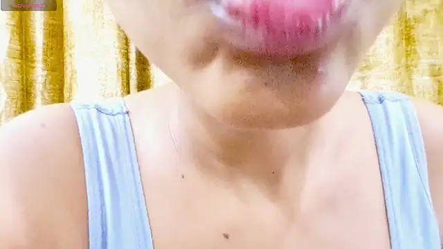 Snapshot of RAYI_01 chatting on September 28, 4:01 pm RAYI 01 online show from September 28, 4:01 pm