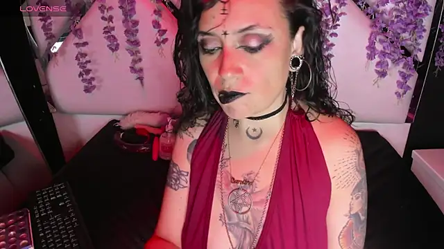 Fenix Lilith online show from June 4, 3:40 pm