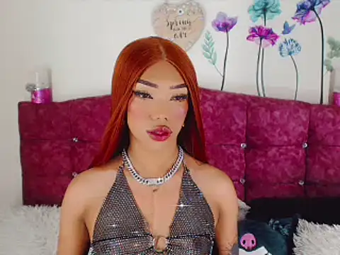 Snapshot of Khloe_Leal chatting on February 27, 9:58 pm Khloe Leal online show from February 27, 9:58 pm