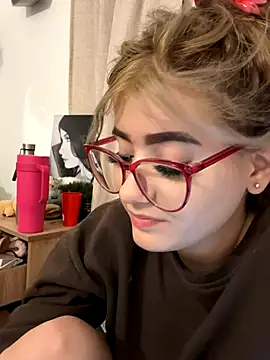 akirahattori online show from October 10, 6:34 am