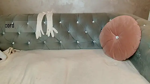 Snapshot of xoCaroxQueenxo chatting on March 19, 10:53 pm xoCaroxQueenxo online show from March 19, 10:53 pm