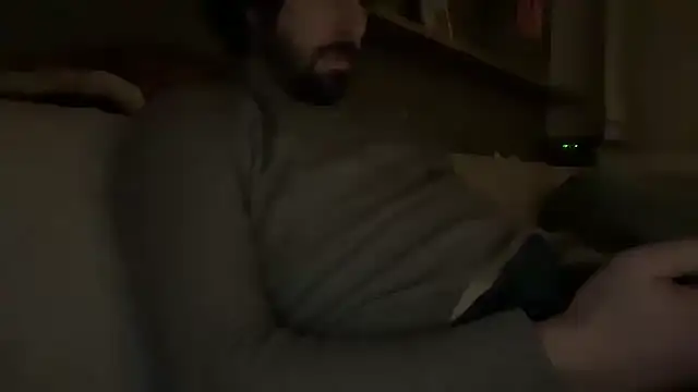 Snapshot of Ovett086 chatting on January 15, 11:52 pm Ovett086 online show from January 15, 11:52 pm