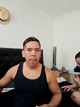 liamlara online show from September 9, 1:32 pm