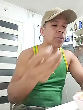 liamlara online show from October 1, 2:17 am