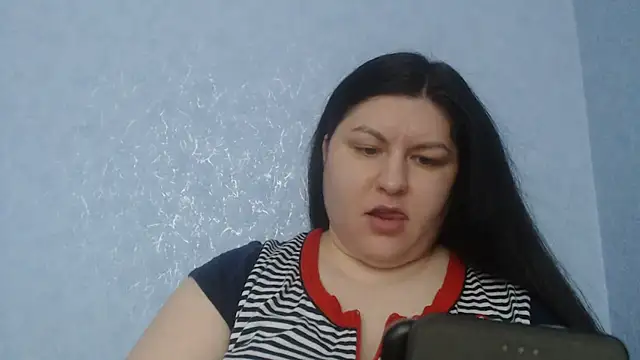 KiraSwee online show from February 5, 1:38 pm