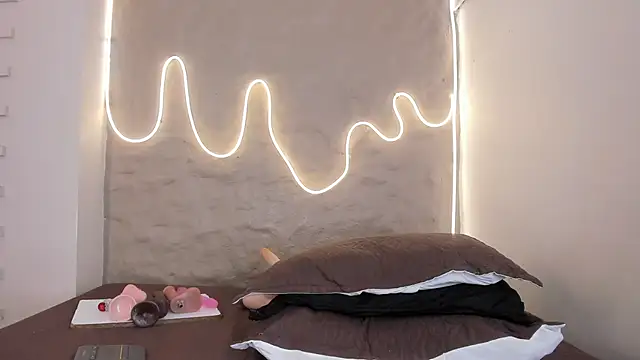 Snapshot of Demy_Ruiz chatting on October 8, 3:04 am Demy Ruiz online show from October 8, 3:04 am