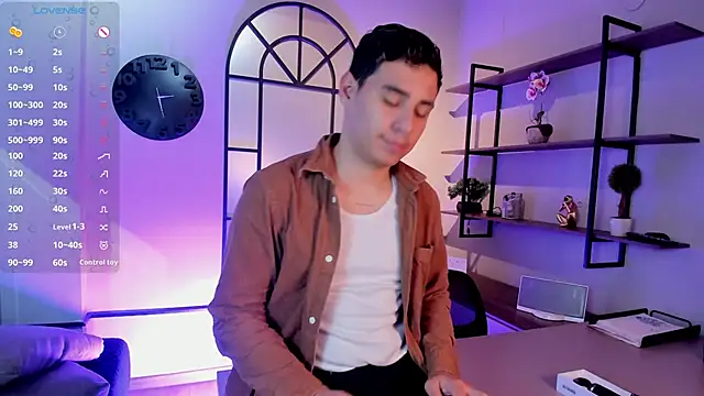 Gabriell ramirez online show from October 1, 4:07 am