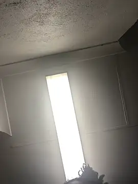 Snapshot of servingBigTitis chatting on February 23, 5:34 am servingBigTitis online show from February 23, 5:34 am