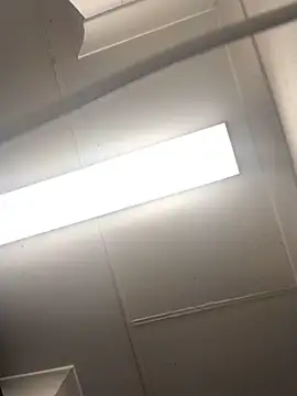 Snapshot of servingBigTitis chatting on February 26, 6:47 am servingBigTitis online show from February 26, 6:47 am