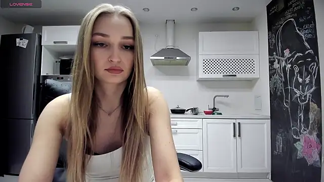 lisenok online show from March 12, 6:03 pm