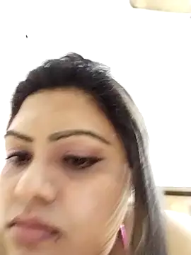 Snapshot of blue-berry07 chatting on November 16, 11:32 pm blue-berry07 online show from November 16, 11:32 pm