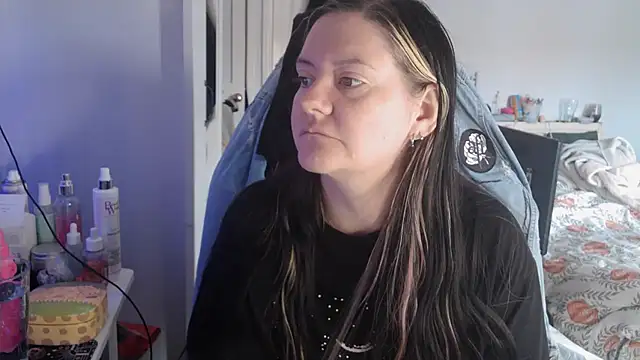 AureliaXOX online show from October 2, 9:38 am