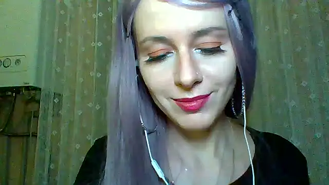 LuminousLady online show from February 11, 11:12 pm