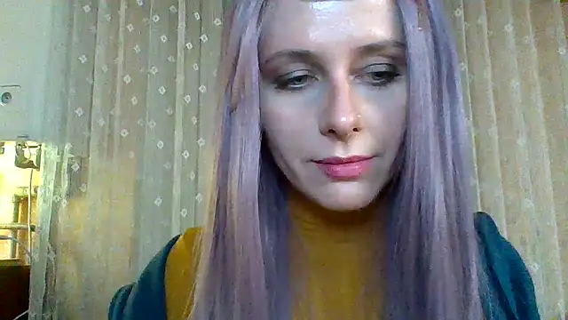 LuminousLady online show from February 18, 10:36 pm