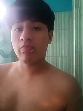 Snapshot of theghoss chatting on February 2, 9:56 pm theghoss online show from February 2, 9:56 pm