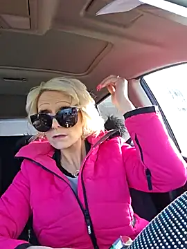 Snapshot of beautifulme23 chatting on February 11, 7:16 pm beautifulme23 online show from February 11, 7:16 pm