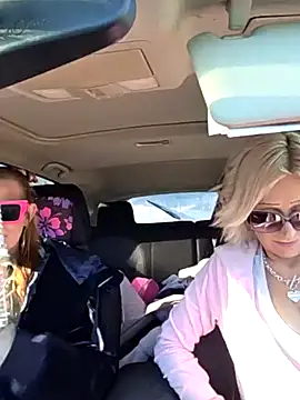 Snapshot of beautifulme23 chatting on January 12, 3:50 pm beautifulme23 online show from January 12, 3:50 pm