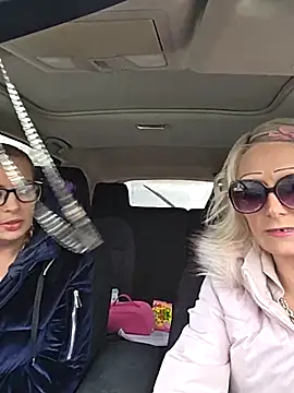 Snapshot of beautifulme23 chatting on January 16, 2:43 pm beautifulme23 online show from January 16, 2:43 pm