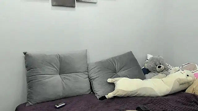 MollyMi0 online show from February 13, 3:07 am