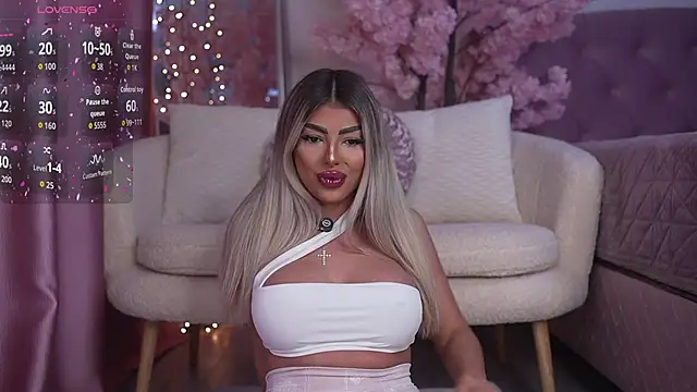 emma goodess  online show from June 3, 9:42 pm