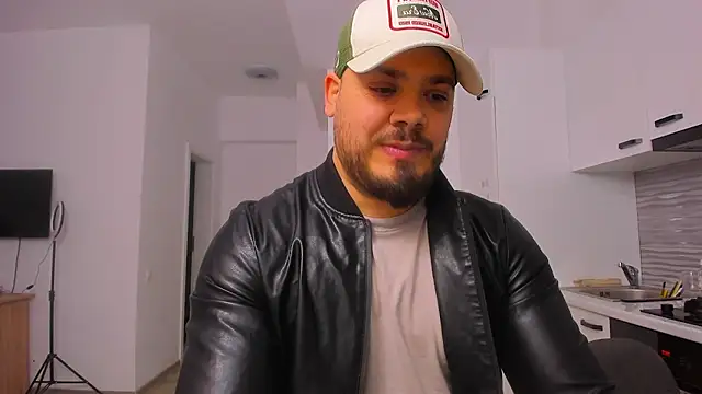 ZackMasterss online show from December 21, 5:58 am