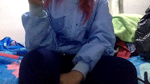 sharonlopez9611 online show from September 18, 3:19 am