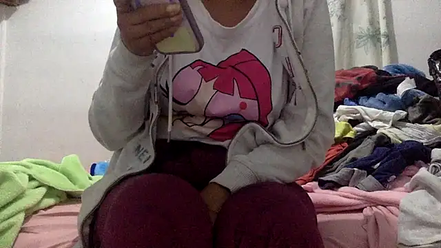 sharonlopez9611 online show from September 30, 3:33 am