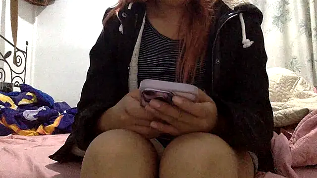 sharonlopez9611 online show from December 5, 3:15 am