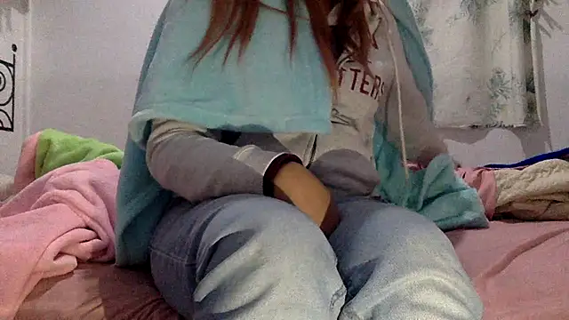 sharonlopez9611 online show from December 20, 3:02 am