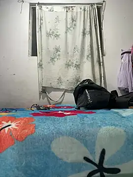 Snapshot of sharonlopez9611 chatting on July 13, 3:09 am sharonlopez9611 online show from July 13, 3:09 am