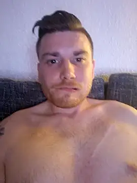 Foxtrott 242 online show from September 27, 10:37 pm