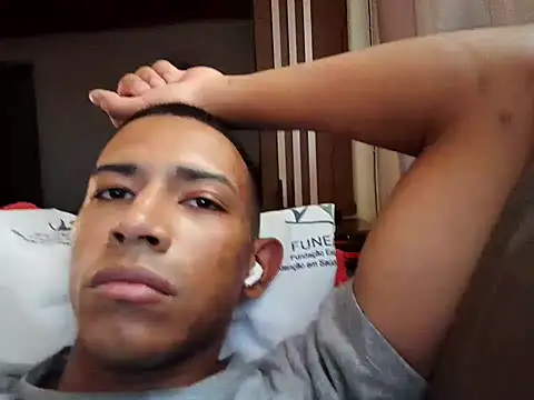 Mineirinho043 online show from February 14, 2:44 pm