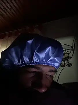 Snapshot of Mineirinho043 chatting on February 11, 10:09 am Mineirinho043 online show from February 11, 10:09 am