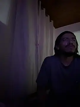 Snapshot of Mineirinho043 chatting on March 5, 11:34 pm Mineirinho043 online show from March 5, 11:34 pm