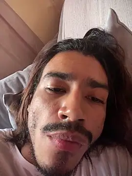 Snapshot of Mineirinho043 chatting on April 1, 2:03 pm Mineirinho043 online show from April 1, 2:03 pm