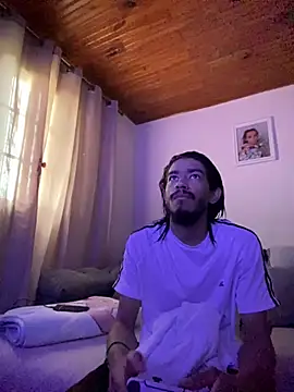 Snapshot of Mineirinho043 chatting on June 25, 12:53 pm Mineirinho043 online show from June 25, 12:53 pm
