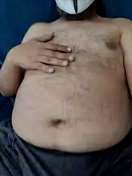 Snapshot of El_inge_oso chatting on February 11, 2:13 pm El inge oso online show from February 11, 2:13 pm