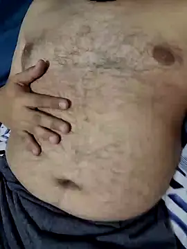 Snapshot of El_inge_oso chatting on February 12, 1:41 am El inge oso online show from February 12, 1:41 am