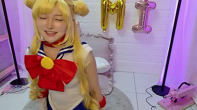 Snapshot of mimitan4545 chatting on April 30, 12:11 pm mimitan4545 online show from April 30, 12:11 pm