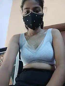 fuungirl38 online show from July 11, 7:55 am