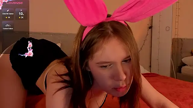 Snapshot of Mia_Luw chatting on January 14, 3:45 am Mia Luw online show from January 14, 3:45 am