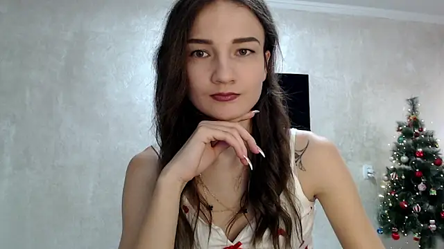 RoyalDessertt online show from December 19, 8:32 am