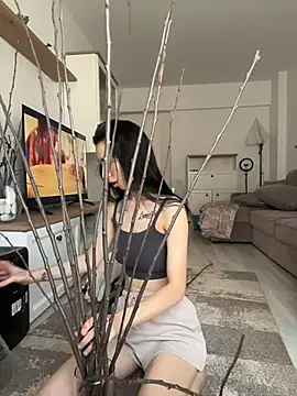 Celine Roxelle online show from May 19, 10:54 am