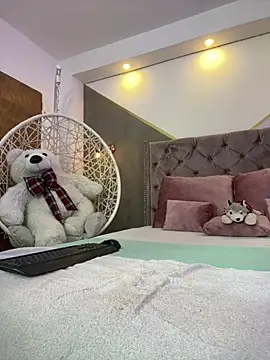 cattaleya get online show from February 21, 11:55 am