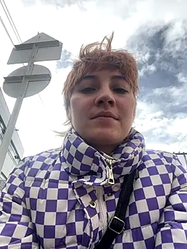 Maggie Geller online show from October 20, 8:42 pm