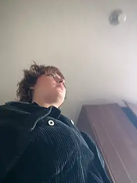 Snapshot of Maggie_Geller chatting on February 21, 9:38 pm Maggie Geller online show from February 21, 9:38 pm