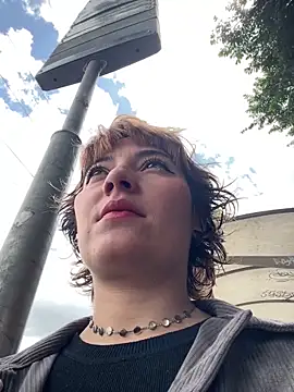 Snapshot of Maggie_Geller chatting on February 25, 5:11 pm Maggie Geller online show from February 25, 5:11 pm