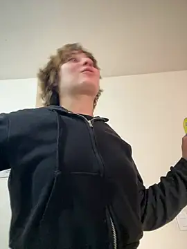 Snapshot of Maggie_Geller chatting on March 7, 10:51 pm Maggie Geller online show from March 7, 10:51 pm