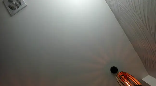 skarleth jhomson online show from February 6, 7:29 pm